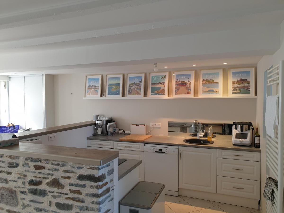 Maison De Ville Situee A 8 Kms Du Mont St Michel ปงตอร์ซง ภายนอก รูปภาพ
